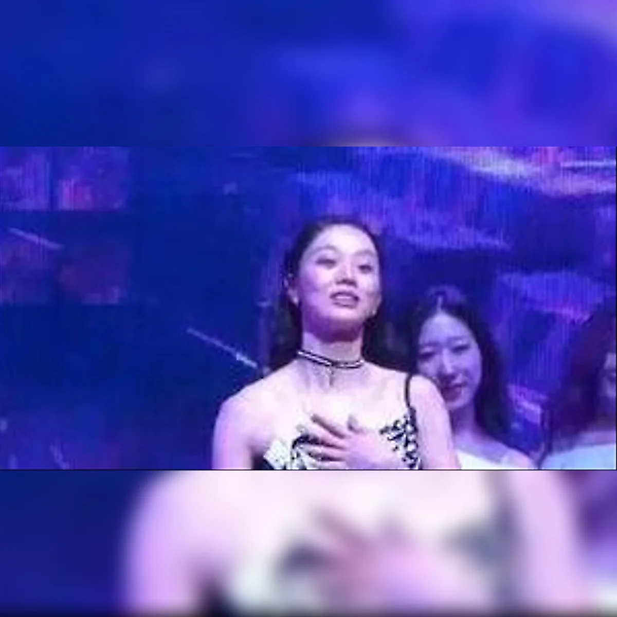 Girl's Day出身ヘリ、ダンス中に肩ひもが切れるアクシデントにも冷静に