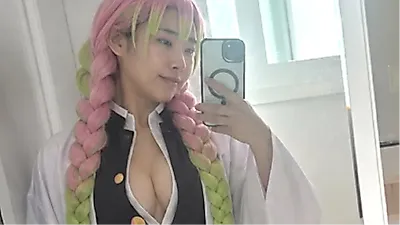 Lee Se-young sparks debate with bold cosplay despite exposure concerns