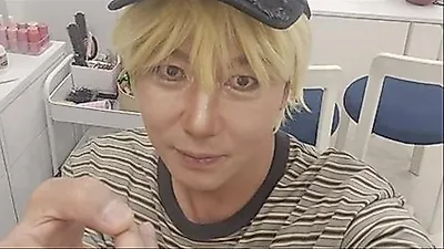 Tak Jae-hoon stuns fans with blonde hair and intense Gyaru makeup