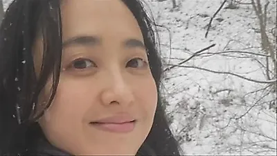 Kim Min-jeong's Radiant Beauty in Nature: The Secret to Her 43-Year-Old Youthful Look