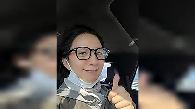 59岁金喜爱：“皱纹怎么样？”正面应对老化指责