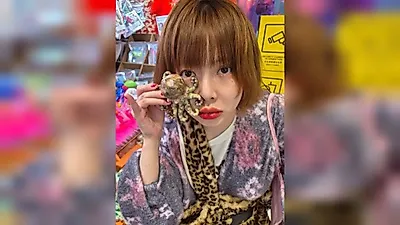 HyunA gây chú ý với vóc dáng đầy đặn trong chuyến du lịch Nhật Bản
