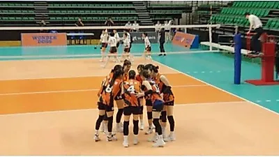 Kim Yeon-koung hints at refusing Season 3 after being hit by ball