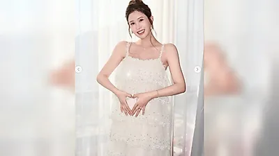 Lee Da-hae shares pregnancy progress in new Shanghai dress pictorial