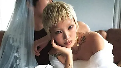 《杀之》冠军Kim Na-ra宣布结婚：与同性恋人长跑8年后即将步入婚姻