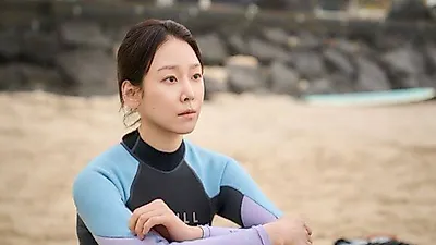 Seo Hyun-jin lướt sóng để chuẩn bị cho phim mới "Kẻ nói dối"