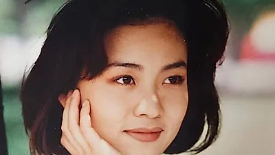 Kim Jung-nan gây chú ý khi chia sẻ ảnh thanh xuân tuổi 23