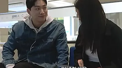 YouTuber Park Wi faces criticism over past video of asking student on date