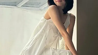シン・イェウン、ショートヘアからオールバックまで多彩な美貌を披露