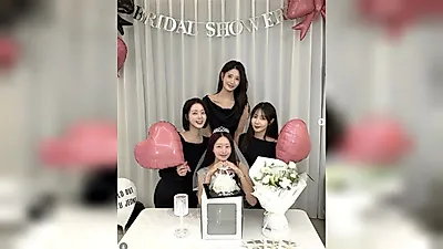 Former Laboum member Yujeong hosts bridal shower ahead of December wedding
