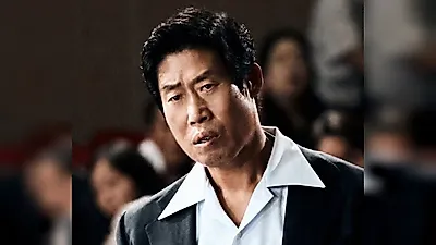 『暗殺者（たち）』論争の波及、ユ・ヘジン「権利・安全のためにあらゆる措置を」