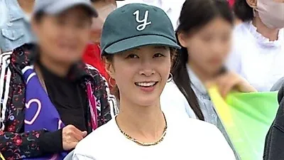 Yuri, cư dân địa phương Jeju, cổ vũ nhiệt tình tại hàng ghế đầu 'Cuộc thi Ca hát Toàn quốc'