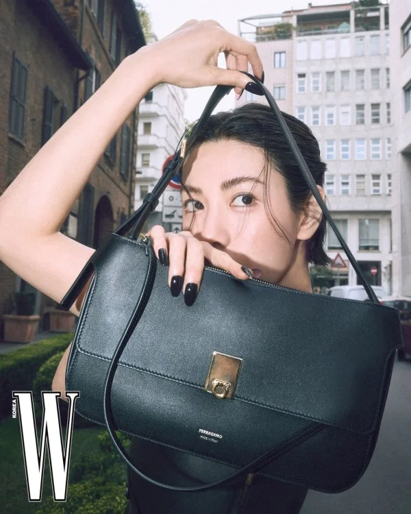 Nana showcases distinctive style in Ferragamo’s Fall/Winter 2026 pictorial