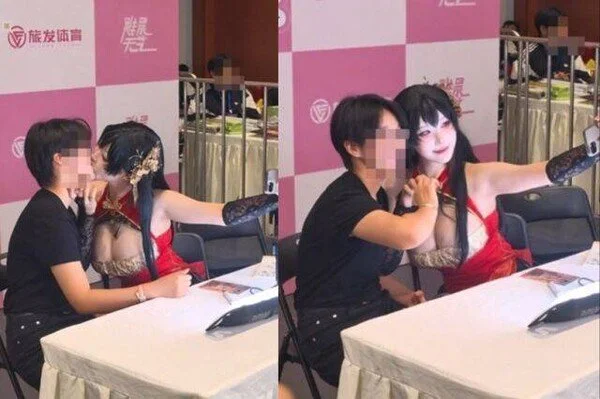 コスプレモデルのヤサル、ファンの唇に連続キス-5000万回再生