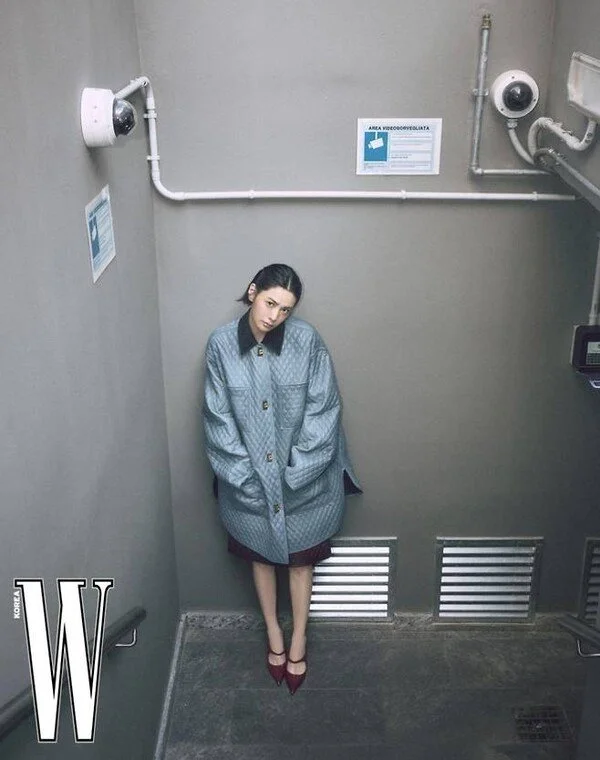 Nana showcases distinctive style in Ferragamo’s Fall/Winter 2026 pictorial