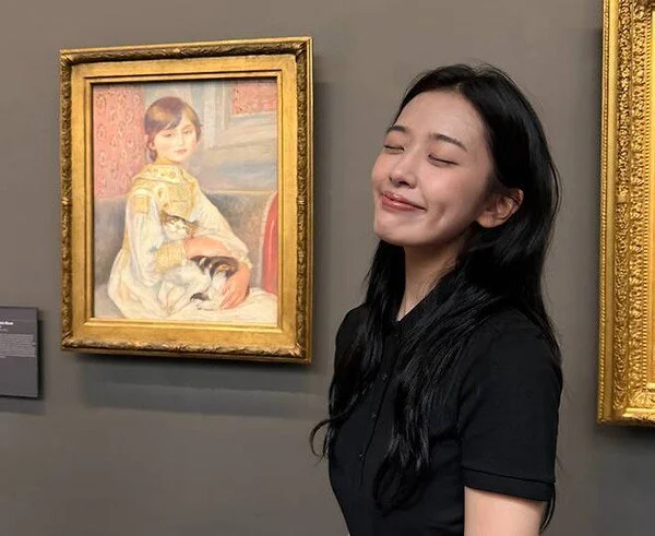 アン・ユジン、美しさに可愛さまで限界突破「大きな反則」