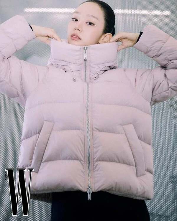 Hyeri showcases versatile charms with contrasting hairstyles in winter pictorial