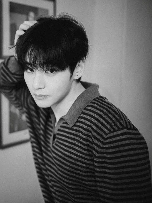 BTSジョングク、メンバーVを撮影「愛着モデル」と表現 まるでファッション誌のグラビアのような完成度