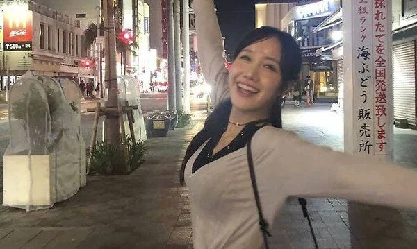 Jin Ji-hee shows transformed appearance, drawing attention from fans