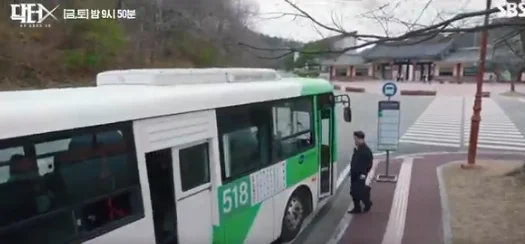 Phim 'Bác sĩ X: Thời đại mafia áo trắng' gây tranh cãi dữ dội vì đưa Phong trào Dân chủ hóa 18 tháng 5 vào nội dung