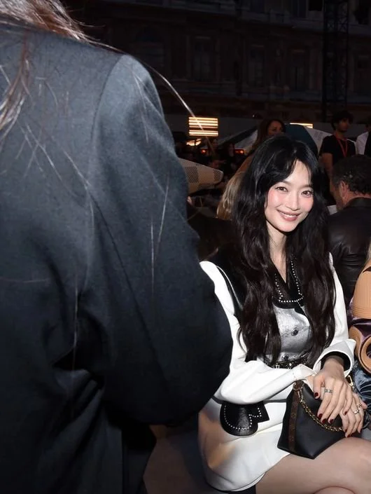 42-year-old Shin Min-a, a Perfect Match of Louis Vuitton's Grandeur and Allure