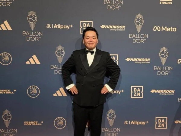 KwakTube invited to 70th Ballon d'Or ceremony, poses with Ronaldo