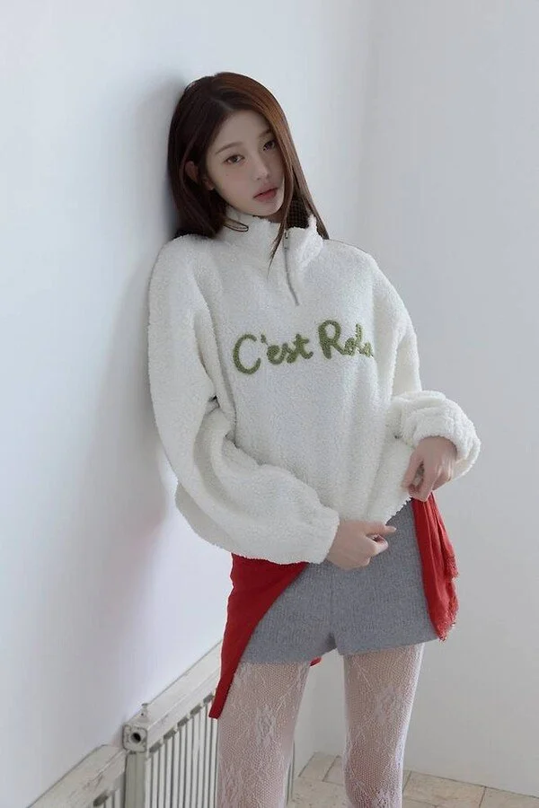 아이브 장원영, 다소 망가질 듯 자유분방함-대충 입어도 화보