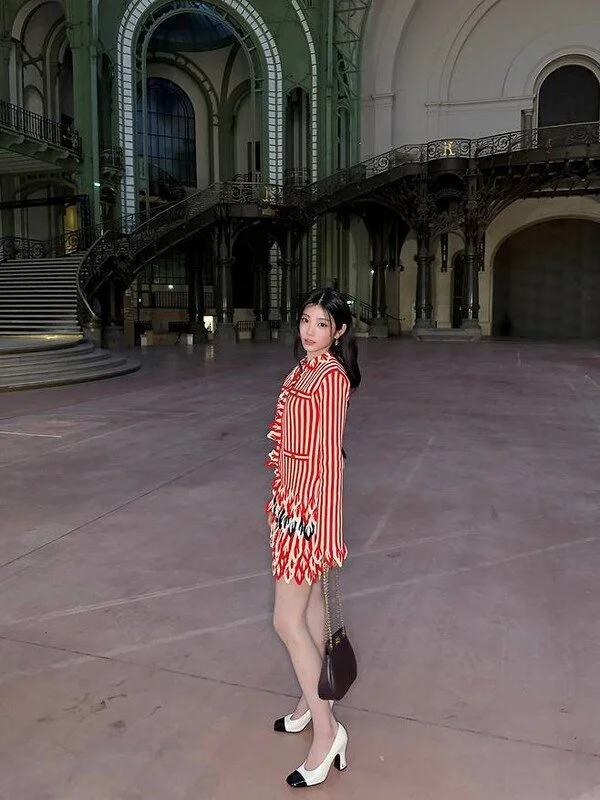 ILLIT WONHEE与CHANEL完美融合——是对金妍儿、Jisoo的挑衅?