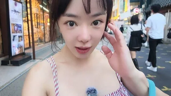Actress Seo Woo shares candid life updates through Gangnam food tour after long hiatus