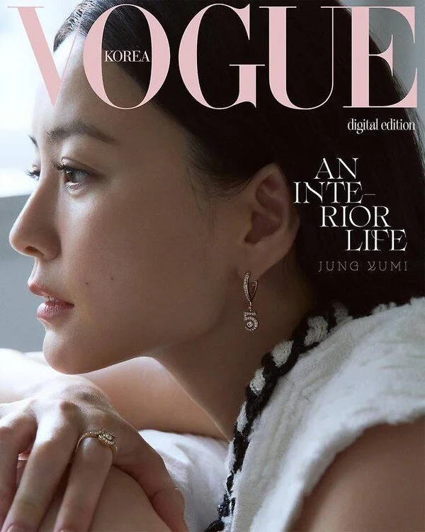 Jung Yu-mi exudes understated elegance in CHANEL N°5 fine jewelry pictorial