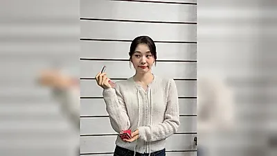 Yuna Kim posts new photos amid recurring pregnancy rumors
