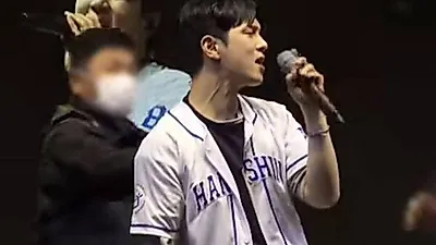 Nam giới đột nhập sân khấu N.Flying gây náo loạn - Kiểm tra tình trạng của Yoo Hwe-seung