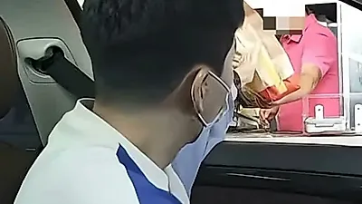 Video cũ của Park Wi bị đào lại sau tranh cãi về video CCTV