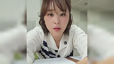 Choi Kang-hee: Was in a relationship until a year ago; no romantic feelings for Choi Daniel