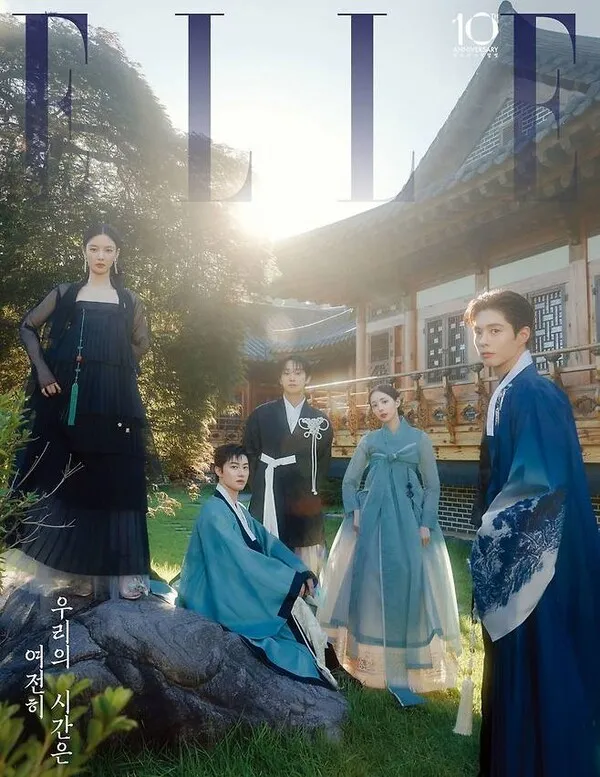 Park Bo-gum và Kim Yoo-jung diện Hanbok trong 'Ánh trăng trên mây' sau 10 năm