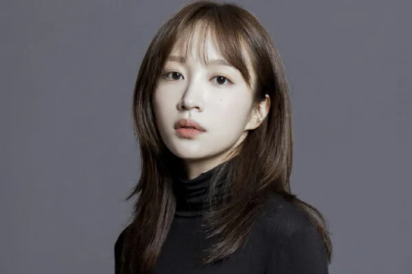 Ha Ni EXID và Yang Jae-woong gây tranh cãi, phim mới của Ha Seok-jin