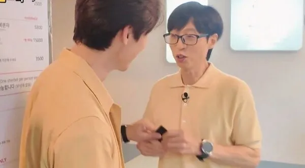 Yoo Jae-suk 拿出黑卡却由 Yoo Seung-ho 买单