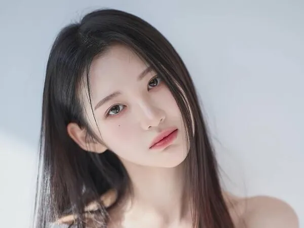 パク・ナムジョンの次女シウ、姉に続いて韓藝綜合芸術大学校の演技学科へ進学し首席合格
