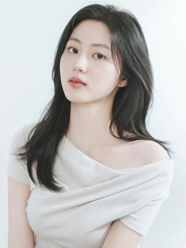 Kwon Eun-bin tuyên bố giải nghệ vì khủng hoảng tâm lý