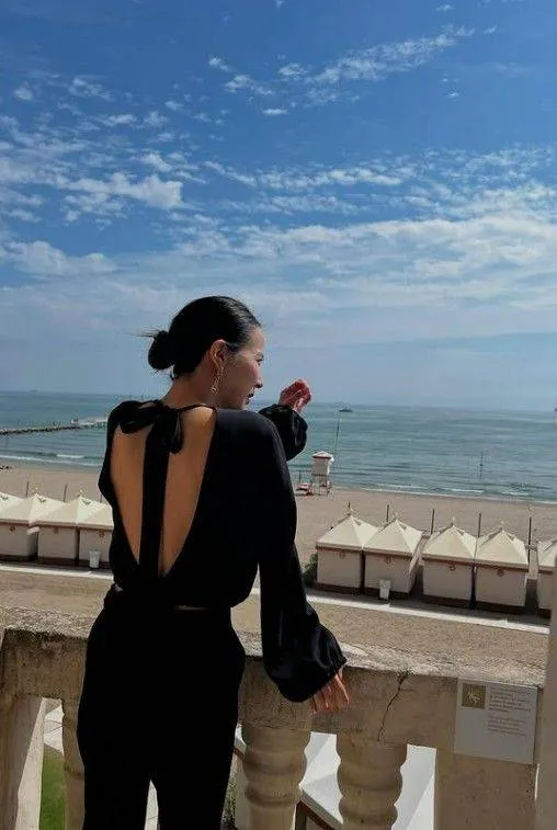 Cho Yeo-jeong tỏa sáng với khí chất thanh lịch tại Liên hoan phim Venice