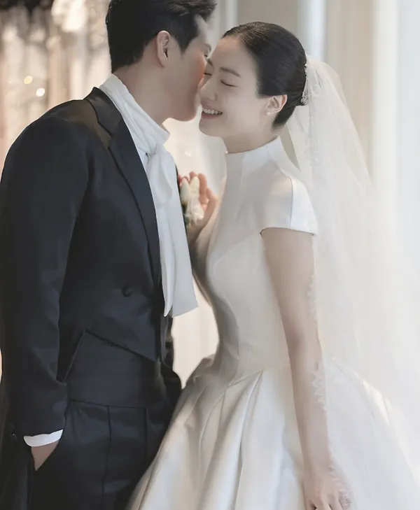リュ・ファヨン、T-ARAを離れて14年と12日、結婚で人生の第2幕へ