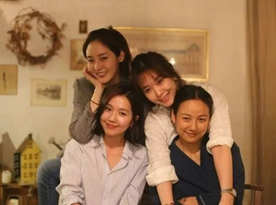 Fin.K.L Reunion: Maknae Sung Yu-ri Enthusiastically Teaches Members New Slang
